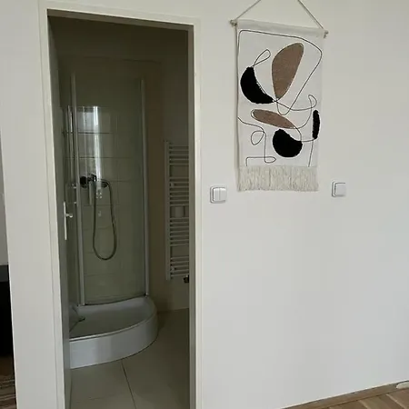 Roomy Close To Palmovka * براغ